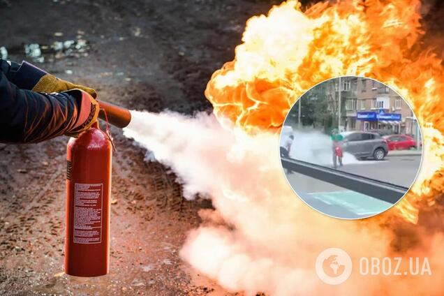 У Києві на заправці загорілося авто з дитиною всередині