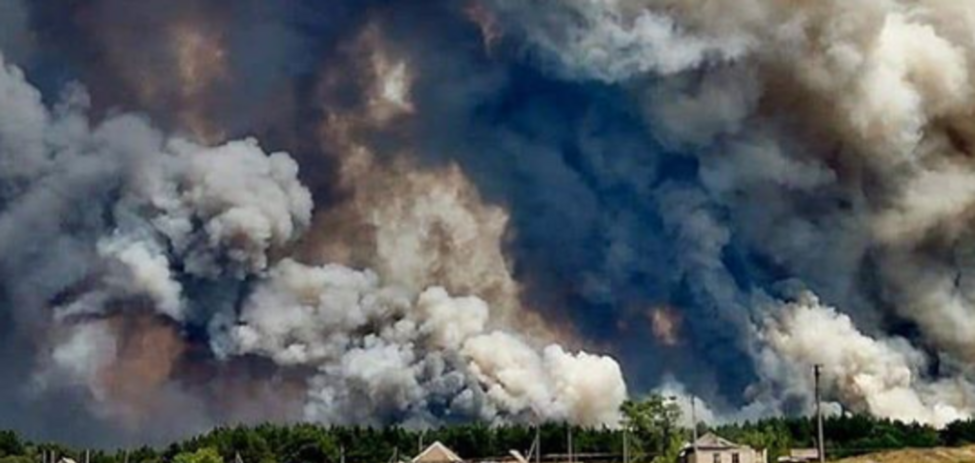 Пожар на Луганщине уничтожил целые гектары: фоторепортаж с места ЧП
