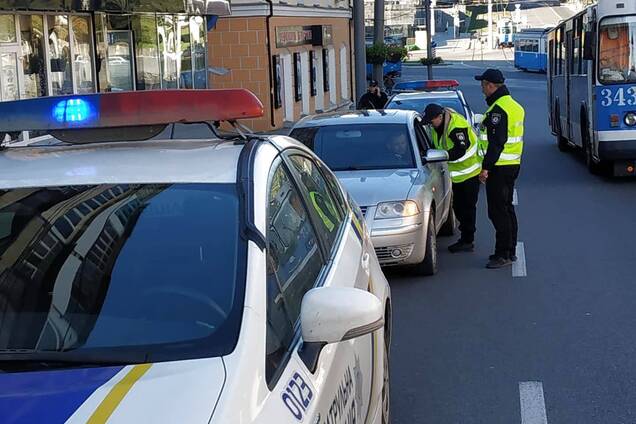 Під Києвом поліція зафіксувала 'авто-двійника': водій наїздив на 6 штрафів