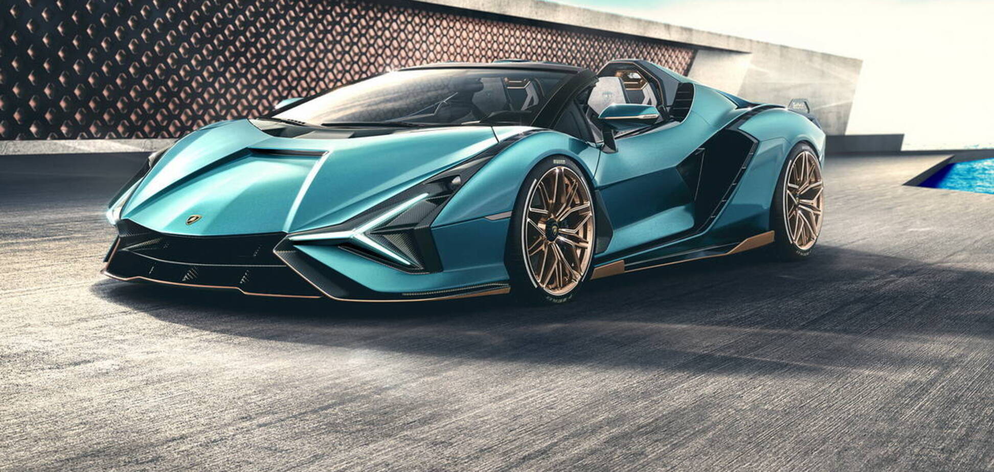 У гибридного Lamborghini отняли крышу