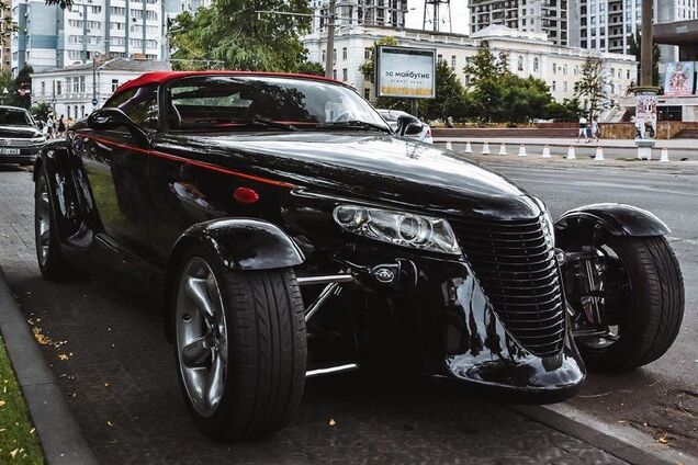 Plymouth Prowler – дуже рідкісний автомобіль. Фото: topgir.com.ua