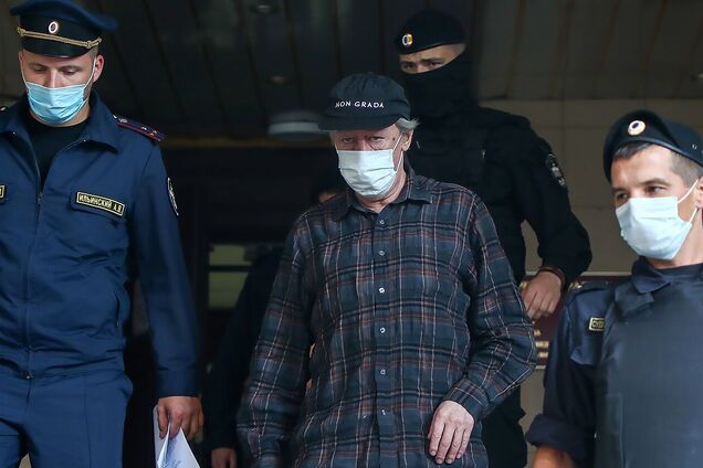 Єфремов знепритомнів під час суду щодо ДТП: актора госпіталізували. Відео