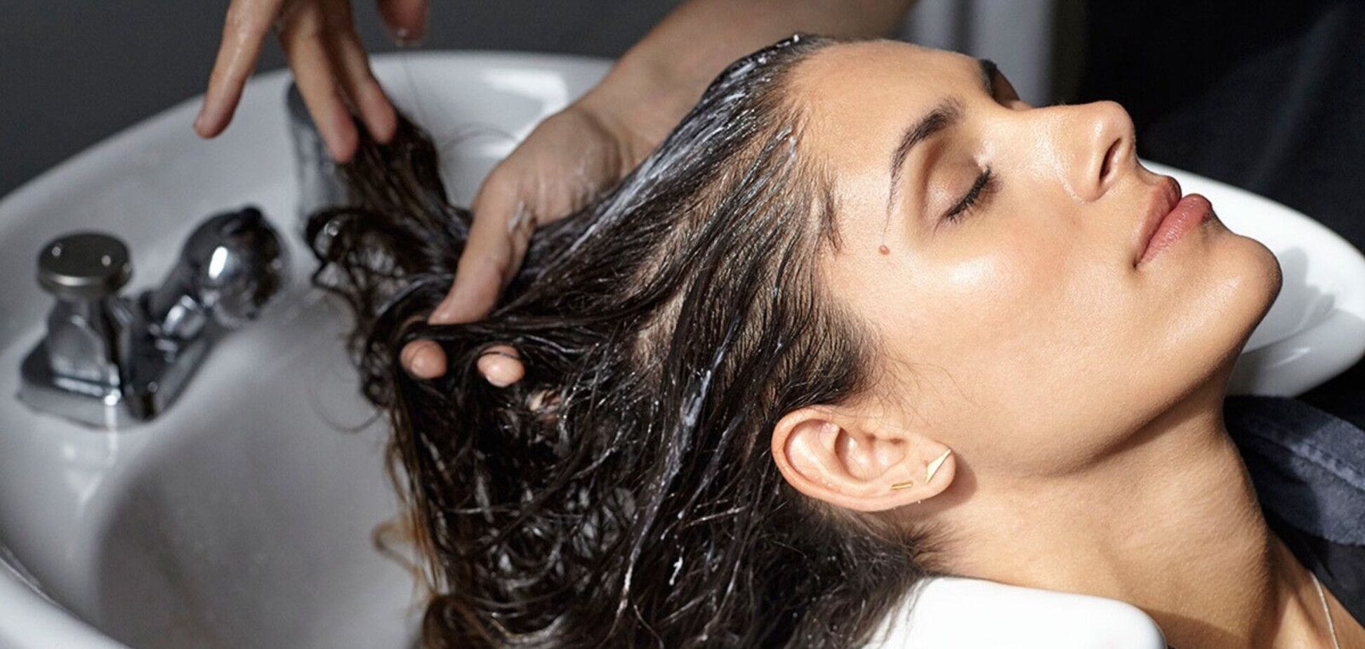 Названы причины, почему нельзя расчесывать мокрые волосы