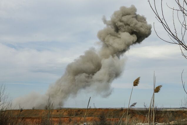 Окупанти на Донбасі мінують території, попри перемир'я