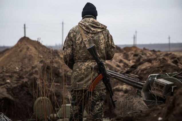 Воїн ЗСУ на Донбасі