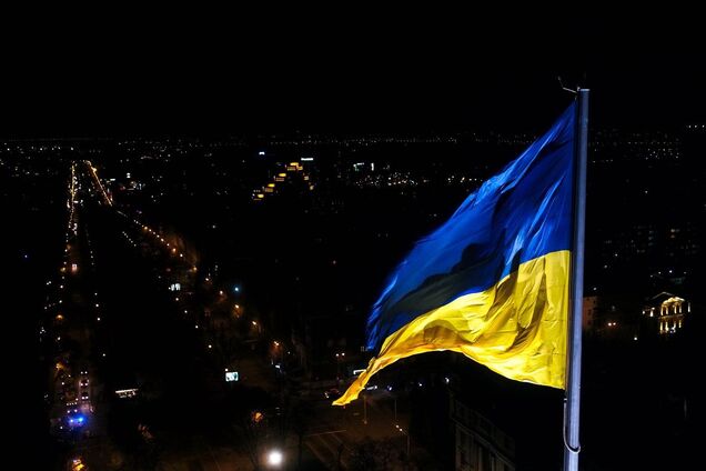 У Києві використають досвід Дніпра для будівництва найвищого прапора України