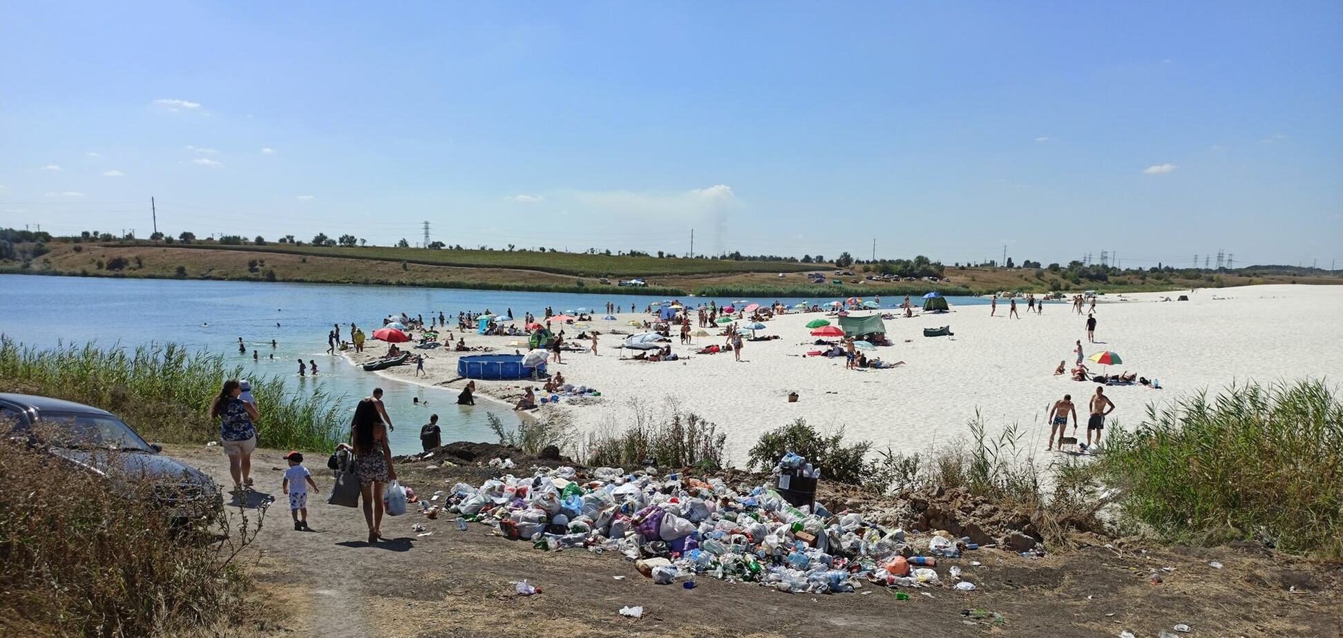 'Вільногірські Мальдіви' на Дніпропетровщині перетворили на сміттєзвалище. Фото