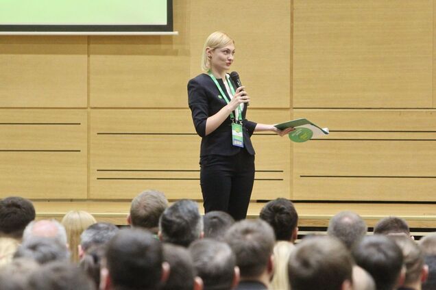 Депутат от 'Слуги народа' Евгения Кравчук рассказала о больных COVID-19 во фракции