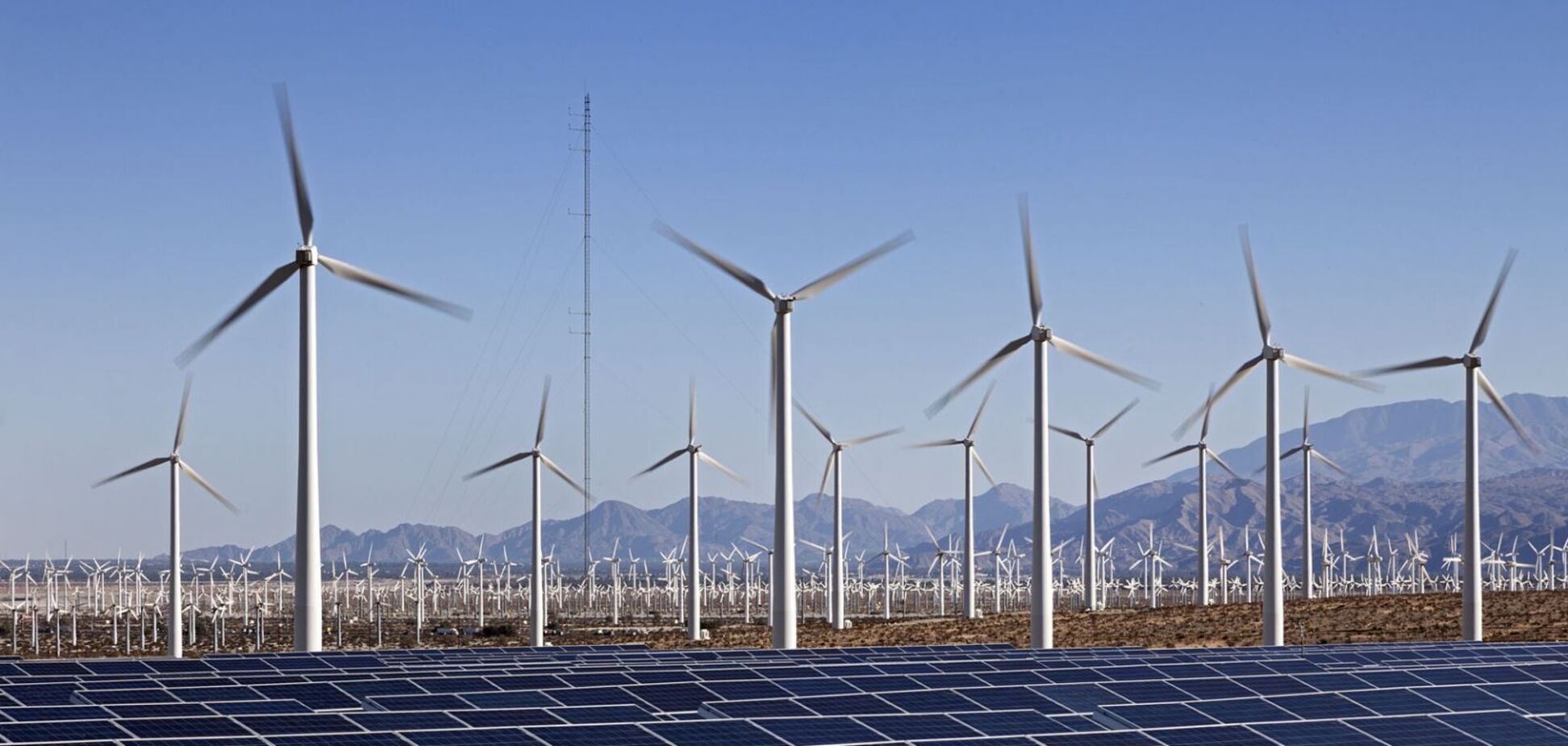 Украине грозят международные арбитражи от инвесторов в зеленую энергетику (фото: Фокус)