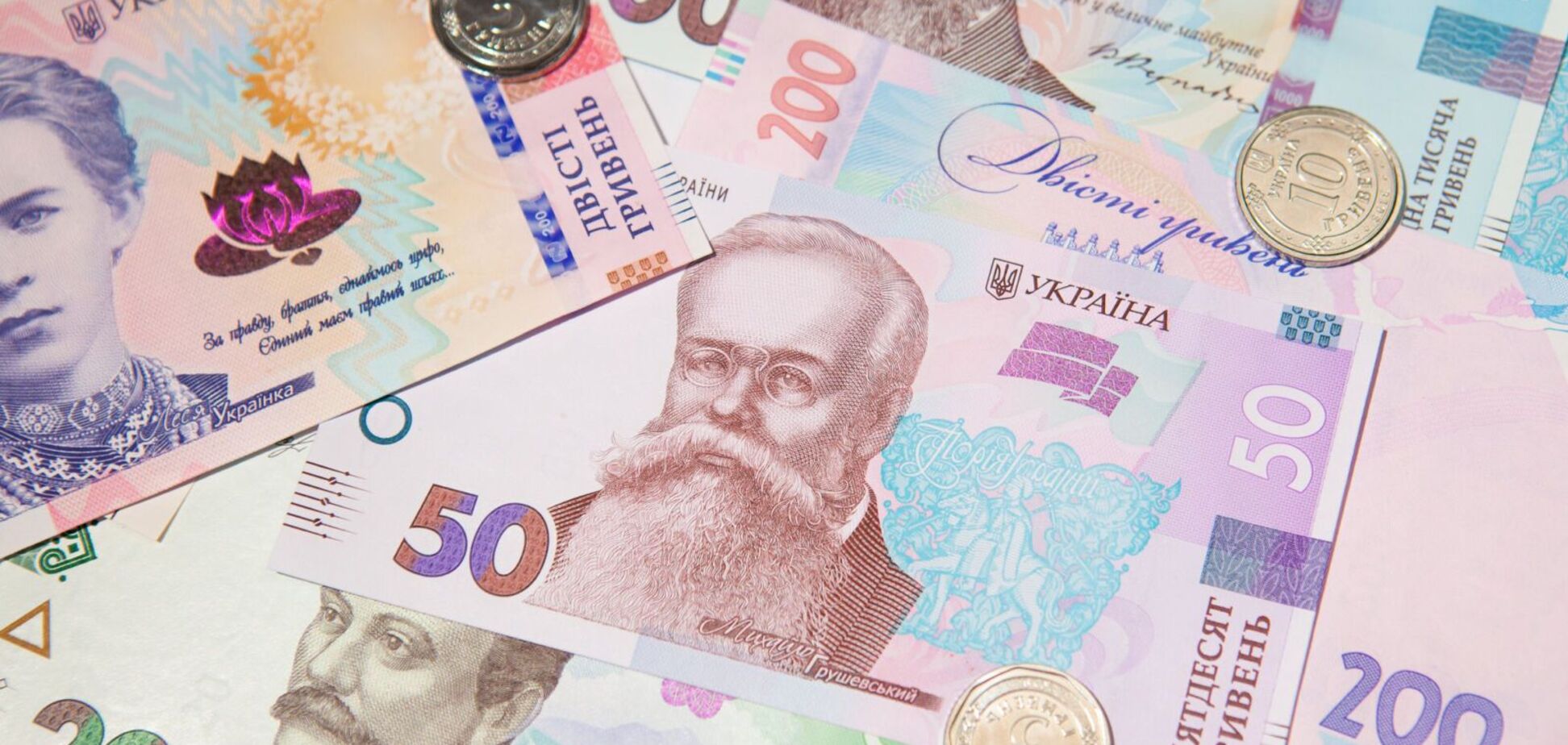 В Україні до 5000 грн підвищать мінімалку: які будуть наслідки