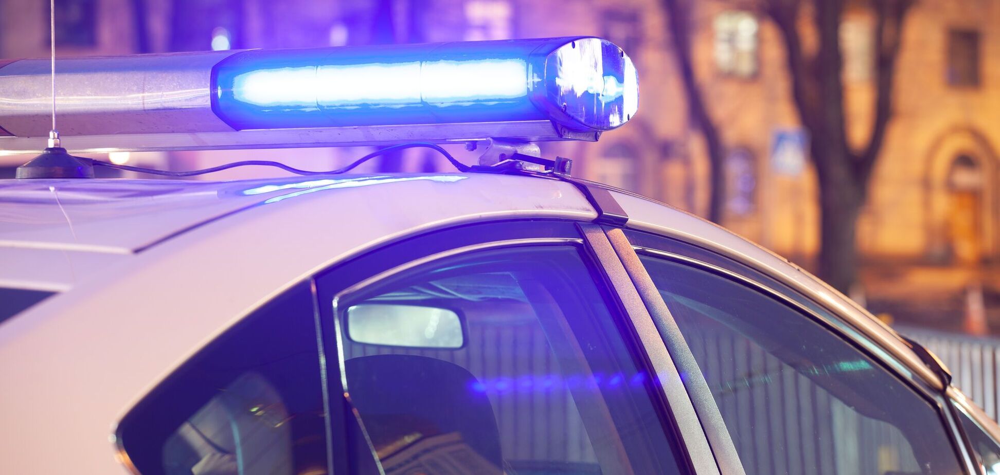 У Києві біля метро 'Лук'янівська' знайшли підозрілий предмет: на місце викликали поліцію