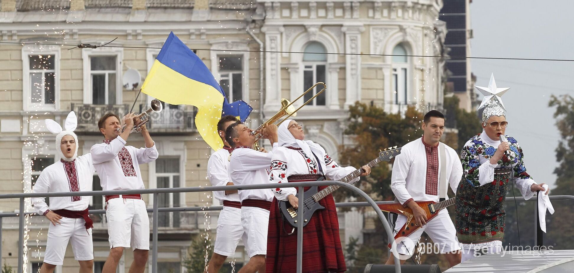 Выступление Верки Сердючки на Софиевской площади в День Независимости Украины