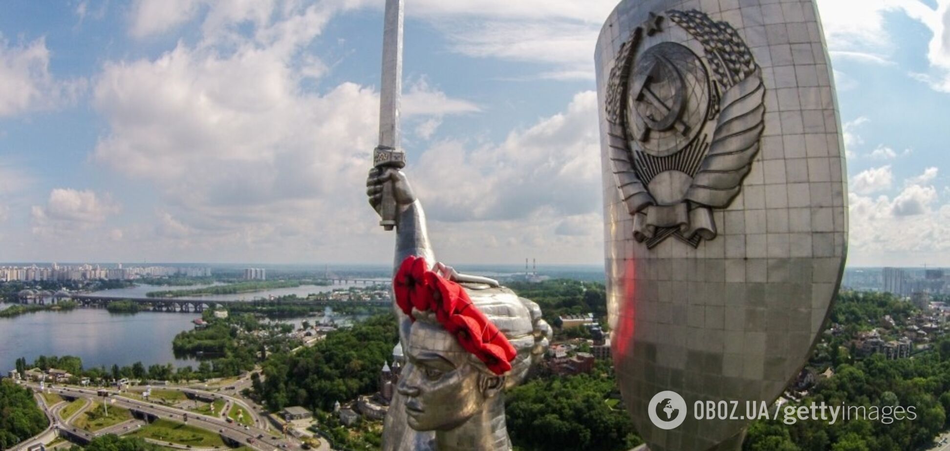 В Институте нацпамяти озвучили предложения по советским памятникам в Киеве, речь и о гербе на 'Родине-Матери'