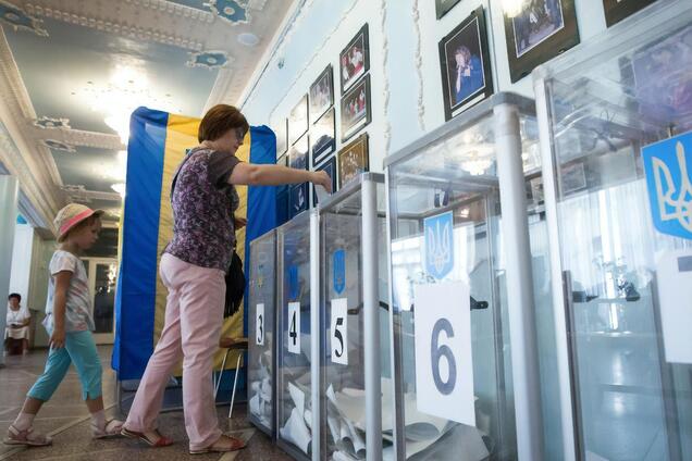 Смена места голосования на местных выборах 25 октябр актуальна для людей, которые живут не по месту регистрации