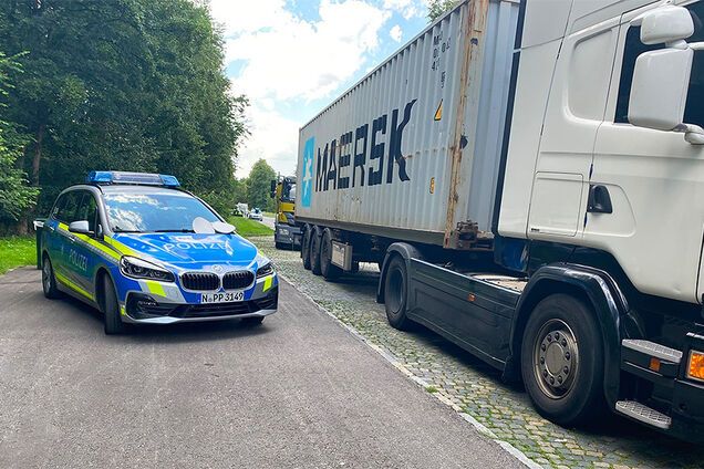 Пьяный украинский дальнобойщик ездил 'змейкой' по автобану в Германии