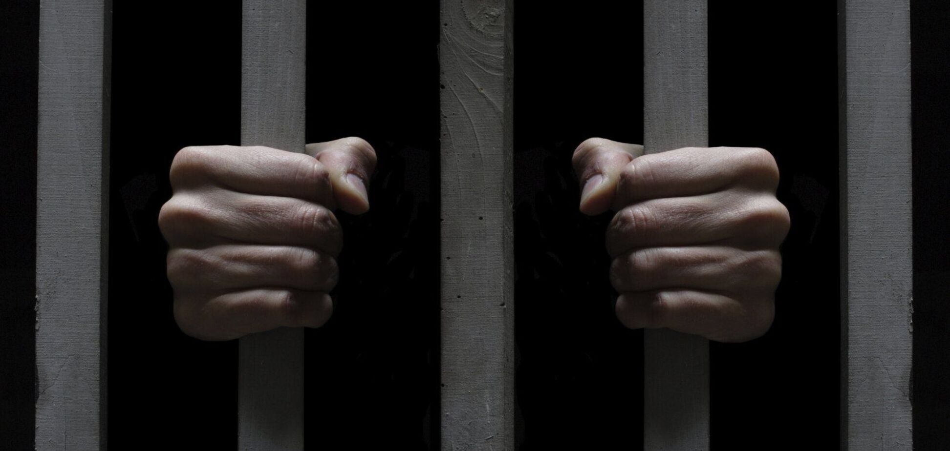 Під Дніпром чоловіка засудили до довічного ув'язнення за жорстоке вбивство