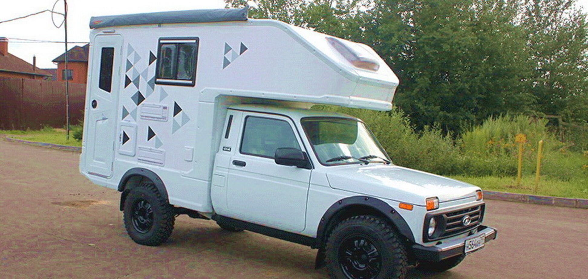 'Ниву' для миллионеров построили в России