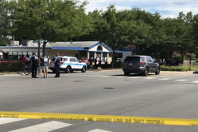 В Чикаго обстреляли посетителей кафе