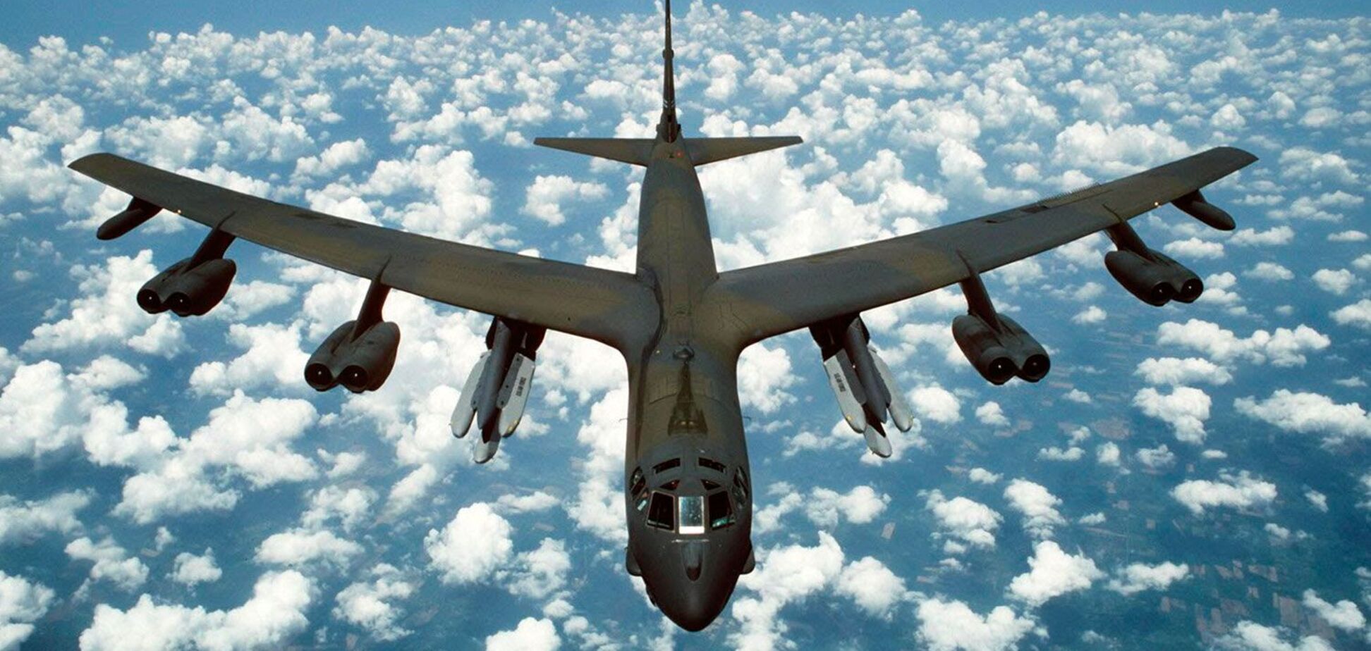 США обвинили Россию в провокациях с боевыми самолетами в Черном море. Видео инцидента