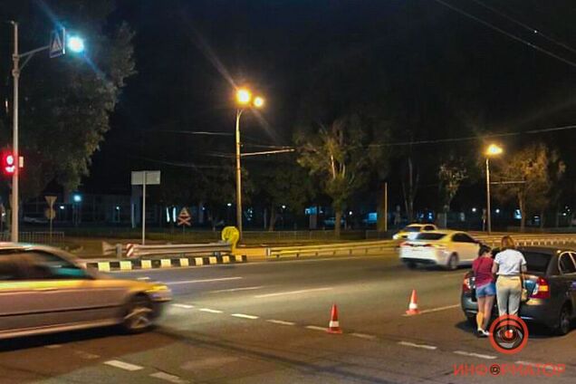 В Днепре Hyundai сбил женщину: ищут свидетелей