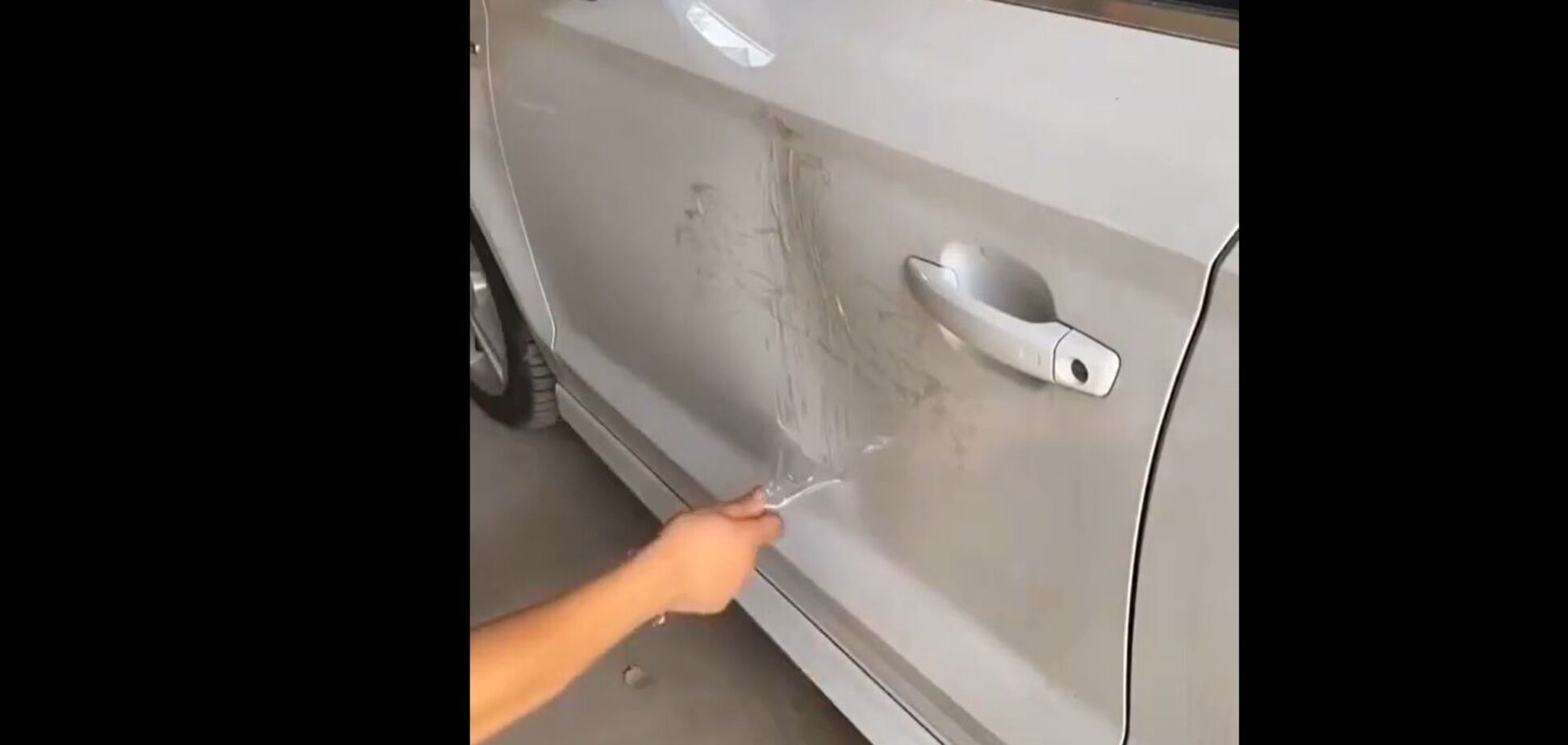 Видео ремонта вмятины на авто своими руками стало хитом интернета