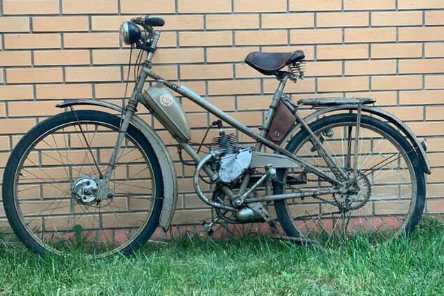 В Украине найден один из первых мотовелосипедов ЛМЗ