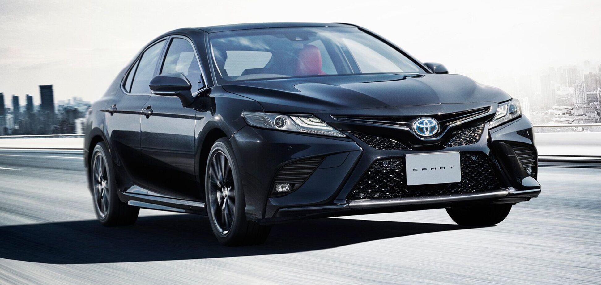 Toyota показала новую Camry. Фото: drom.ru