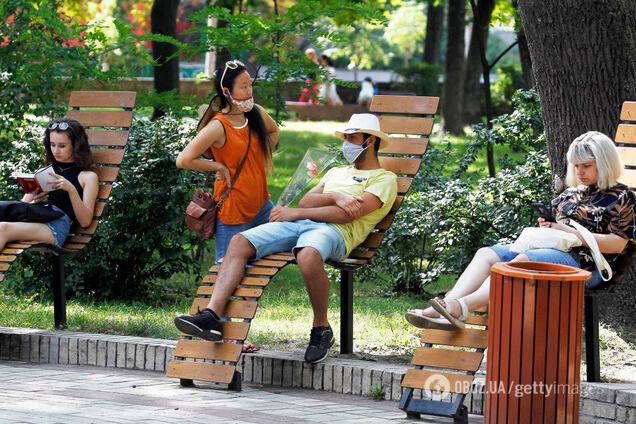 В Україні почалася подвійна хвиля COVID-19, – правозахисник