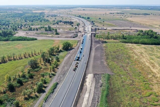 В сети появились фото самой амбициозной стройки года в Днепропетровской области