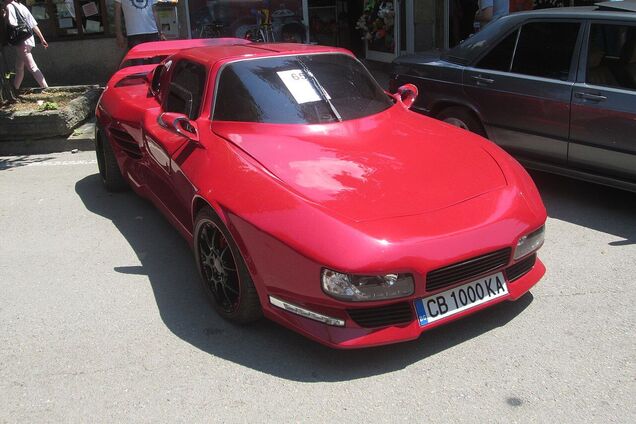 На фото попал модернизированный спорткар София. Фото: topgir.com.ua