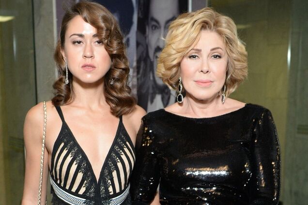 Дочь Успенской показала лицо после аварии. Фото