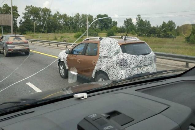 Новый Renault Duster в России попался впервые. Фото: motor.ru