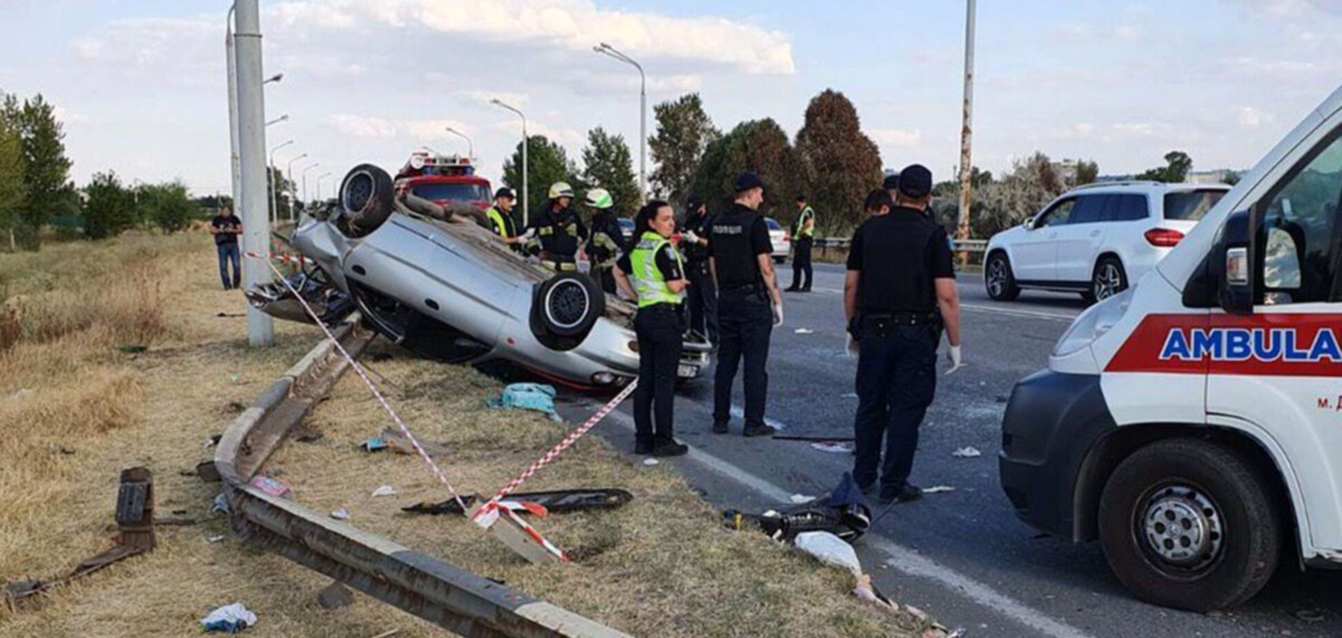 У Дніпрі зіткнулися два легкових автомобіля: дитина загинула, є постраждалі