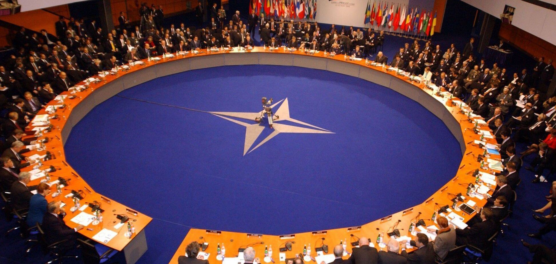 НАТО расширяет сотрудничество с Украиной