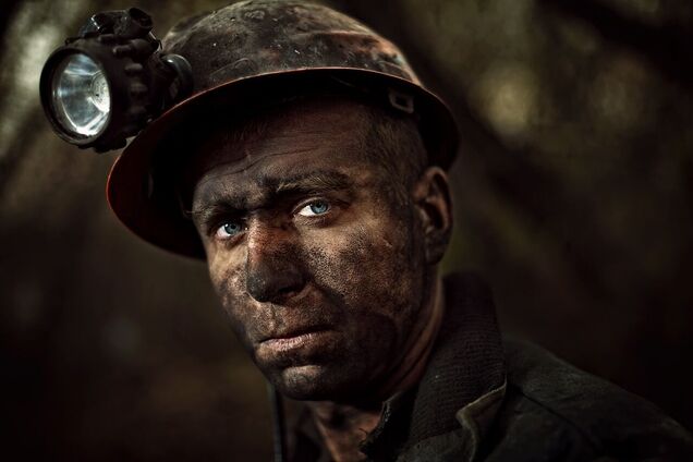 У Кривому Розі госпіталізували двох протестуючих під землею шахтарів