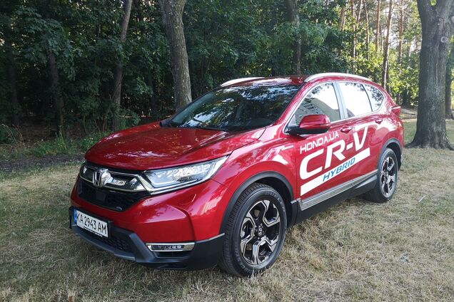 Шесть литров на 'сотню': тестируем Honda CR-V Hybrid