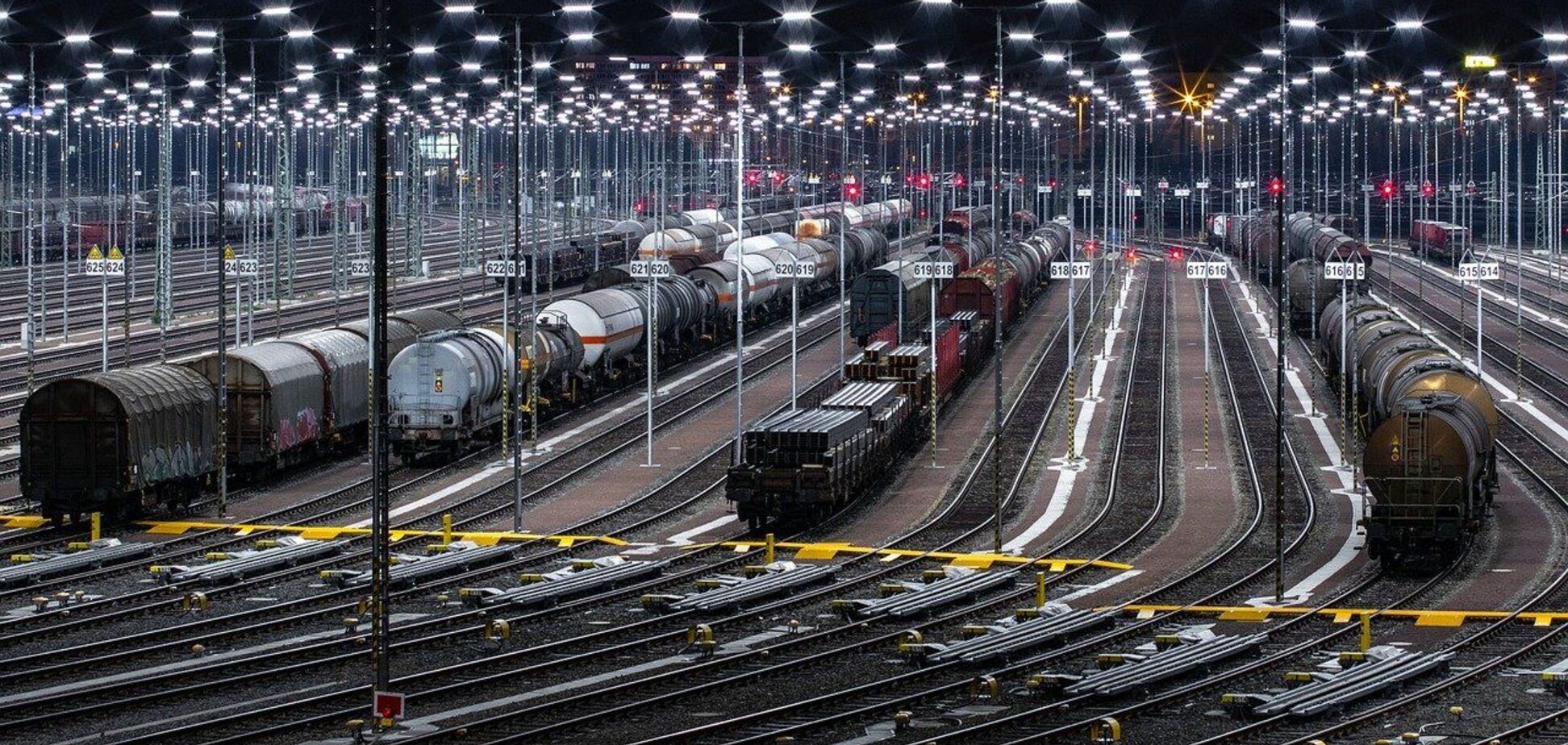 АМКУ посоветовал УЗ обеспечить грузоперевозчикам рыночные условия