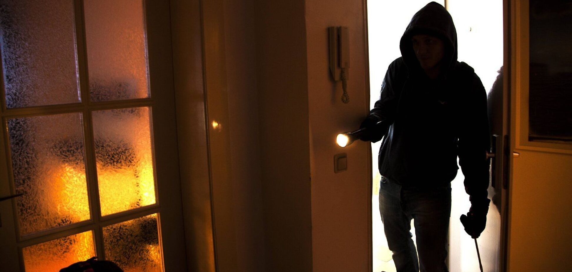 В Днепре задержали банду вооруженных домушников. Фото и подробности