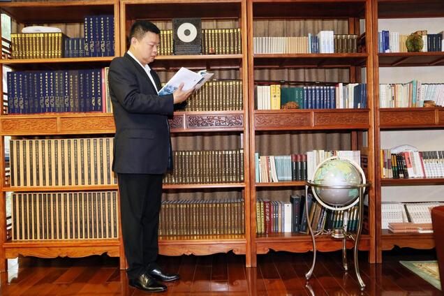 Китайський бізнесмен Ван Цзин