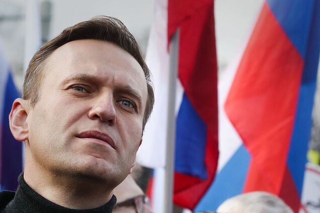 Три экспертизы показали, что Навального отравили Новичком