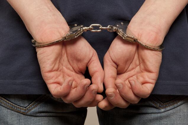 Под Днепром мужчина нанес смертельные ножевые ранения 71-летней женщине