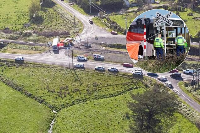 У Новій Зеландії зіткнулися поїзд та шкільний автобус
