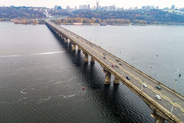 Міст Патона відремонтують до кінця 2025 року