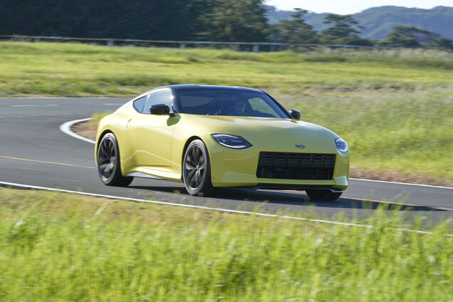 Nissan презентовал наследника легендарного купе Fairlady