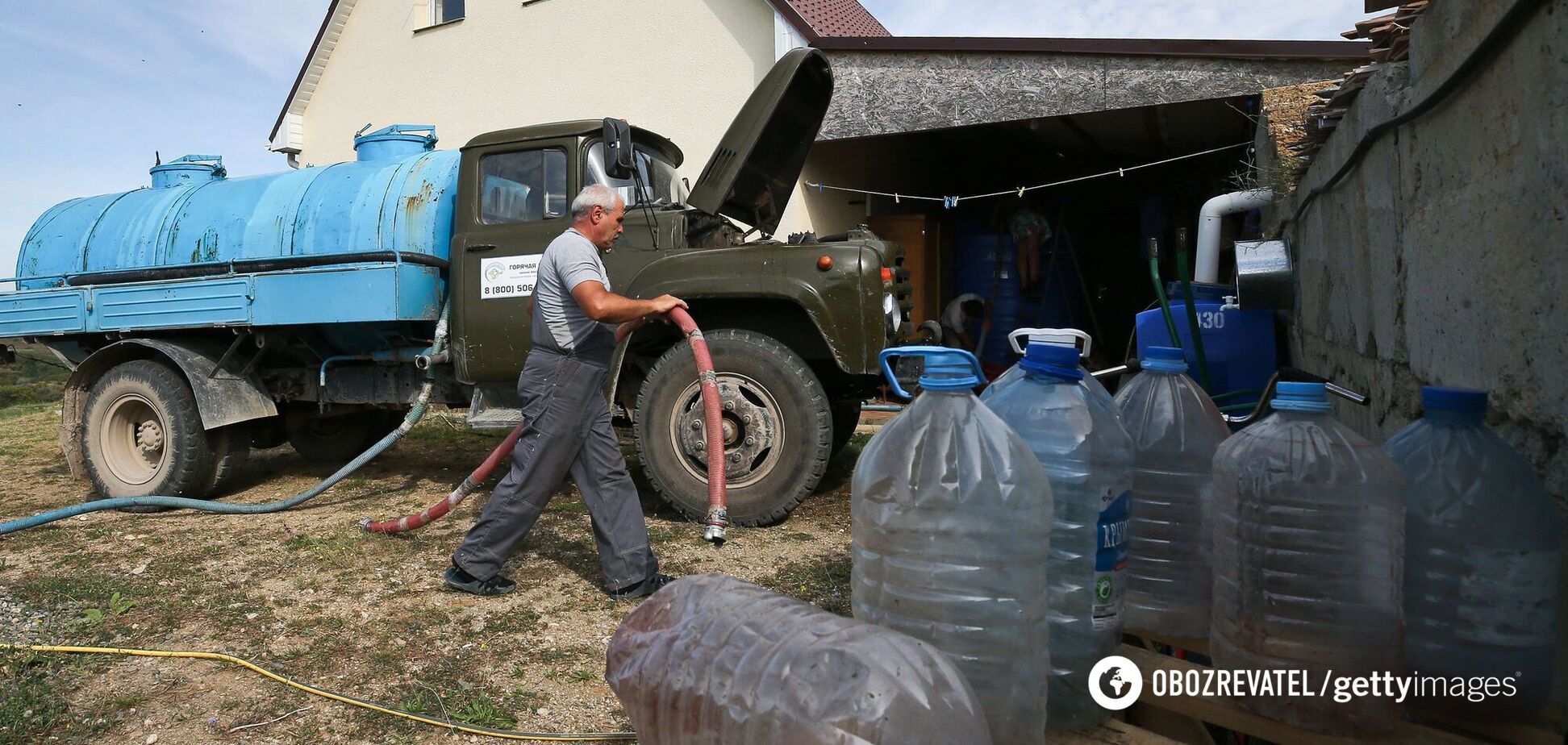 Окупанти привозять воду в окупований Крим