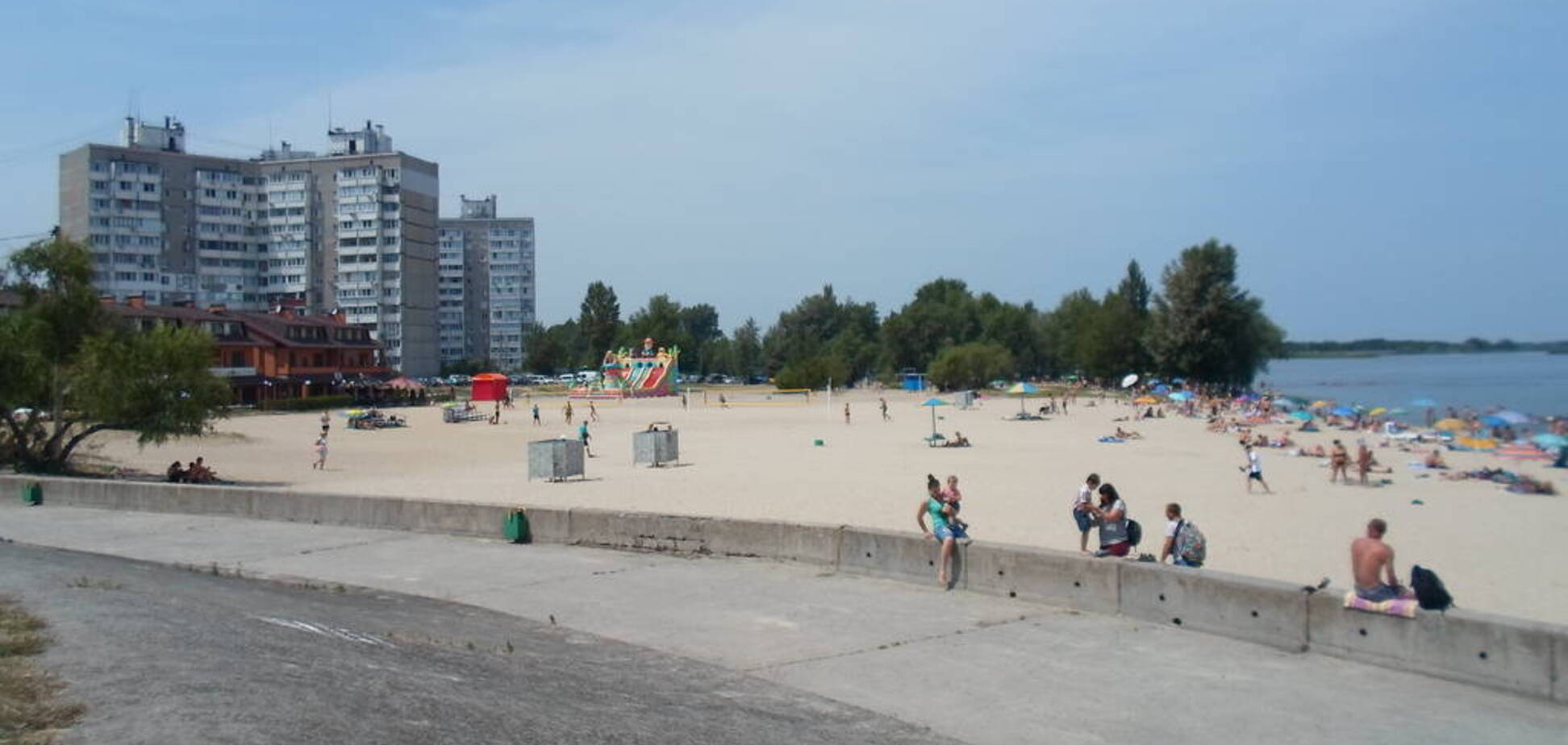 В городе Украинка в ресторане возле пляжа произошла перестрелка