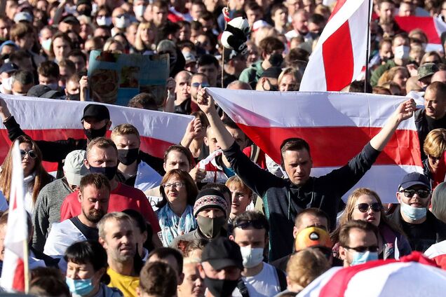 Лукашенко попал в правовой дефолт, его ситуация плачевна, – оппозиционер