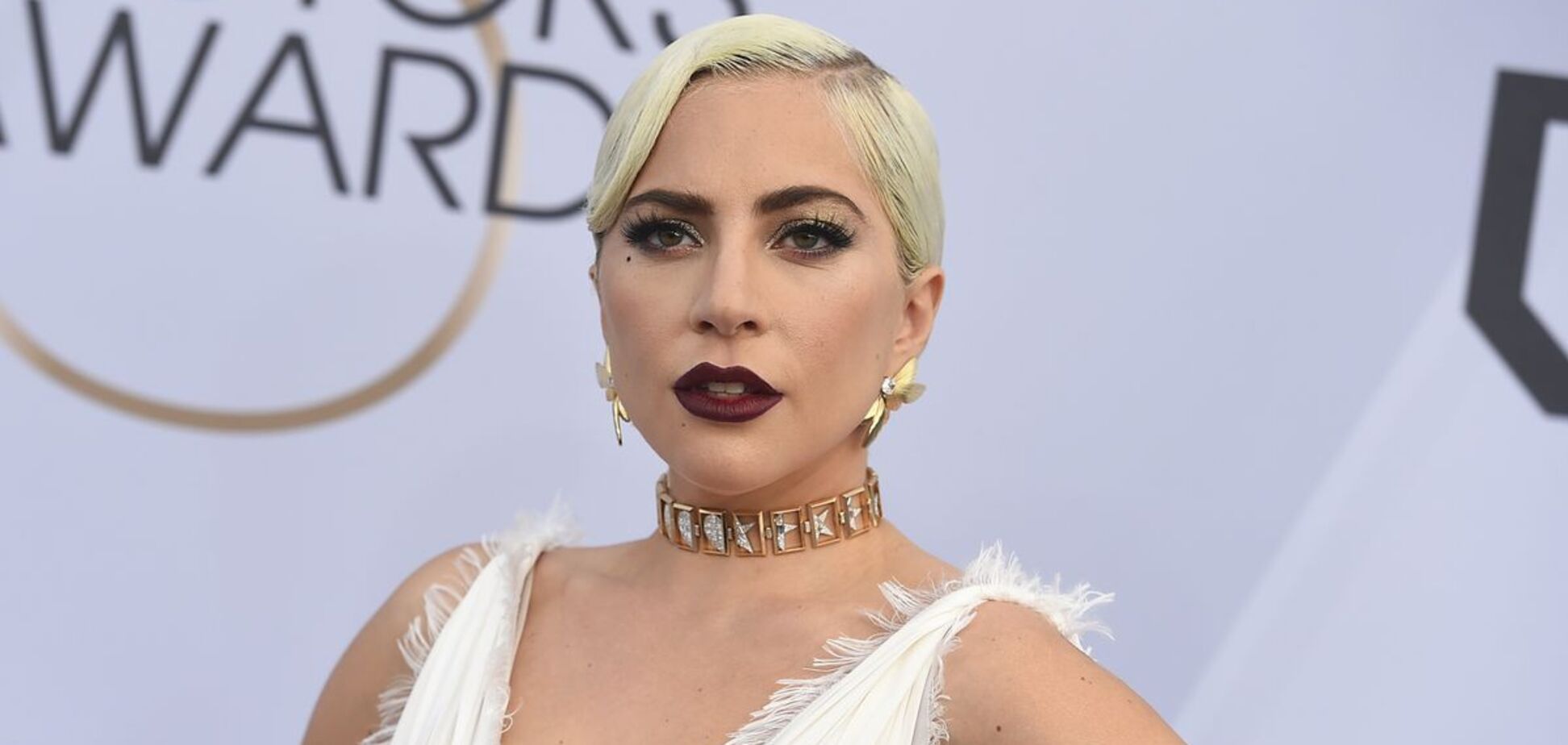 Леди Гага призналась, что пережила душевную травму