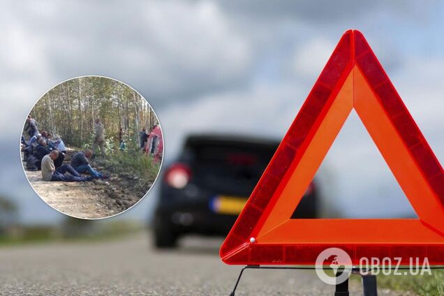 В России автобус с 45 пассажирами кубарем вылетел с дороги. Фото