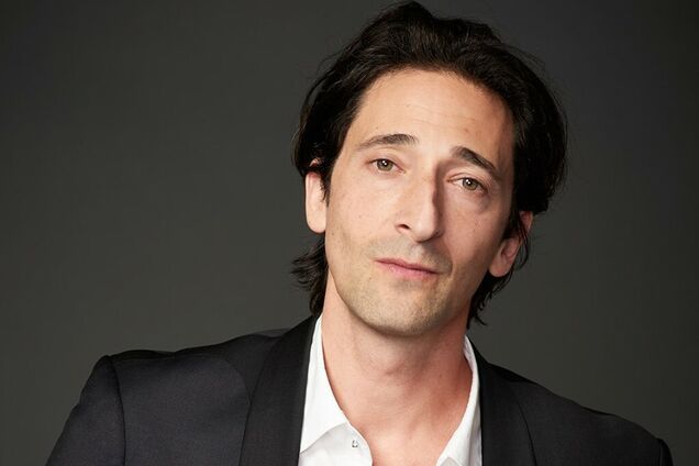 Эдриан Броуди заявил, что испытал на себе российскую вакцину от коронавируса